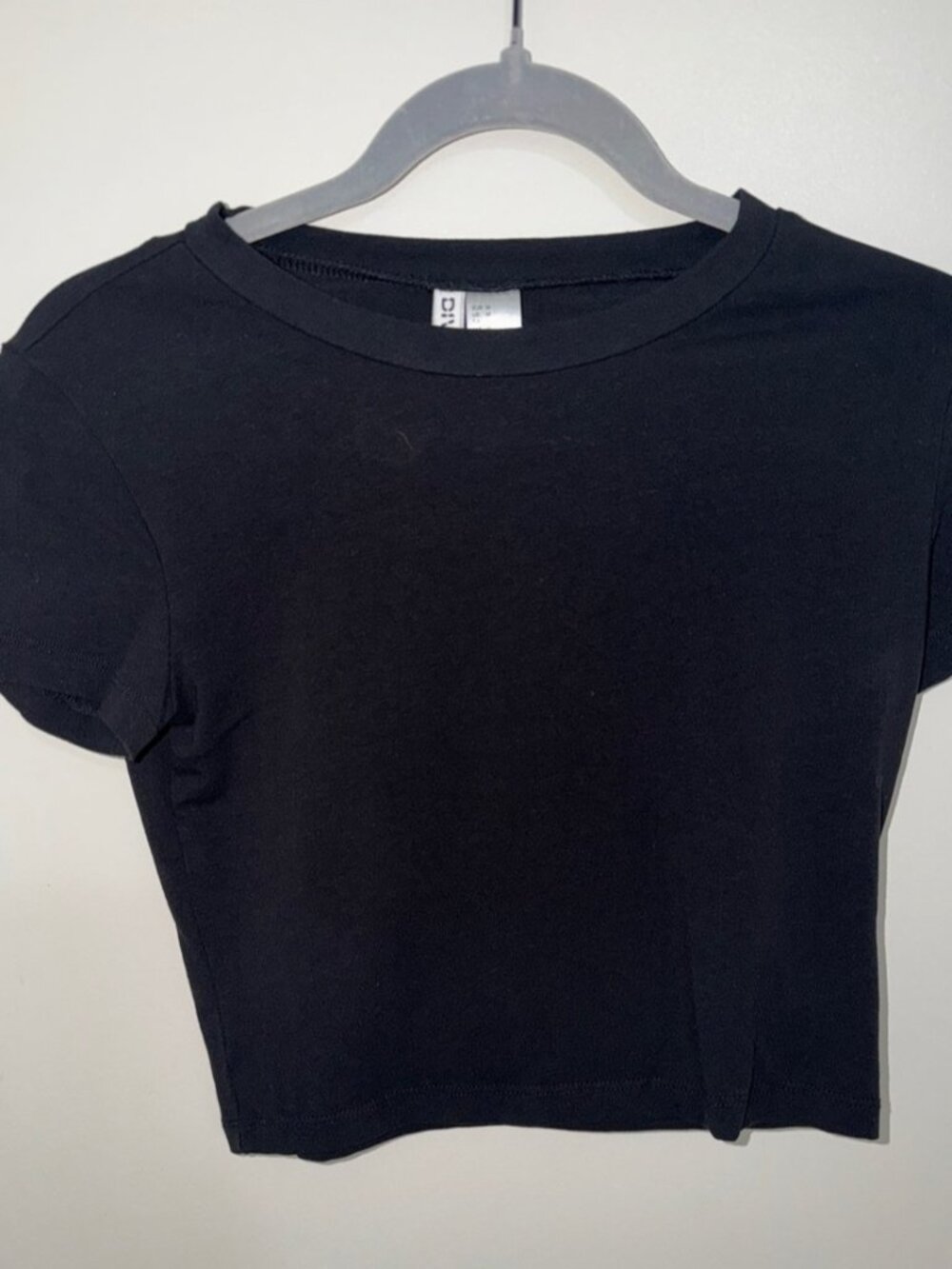 Black Cropped Crewneck Tee
